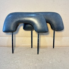 1988-1994 Chevrolet Silverado Ck Bench Seat Headrest Head Rest Black Vinyl Oem 1988-1994 Chevrolet Silverado Ck Bench Seat Headrest Head Rest Black Vinyl Oem