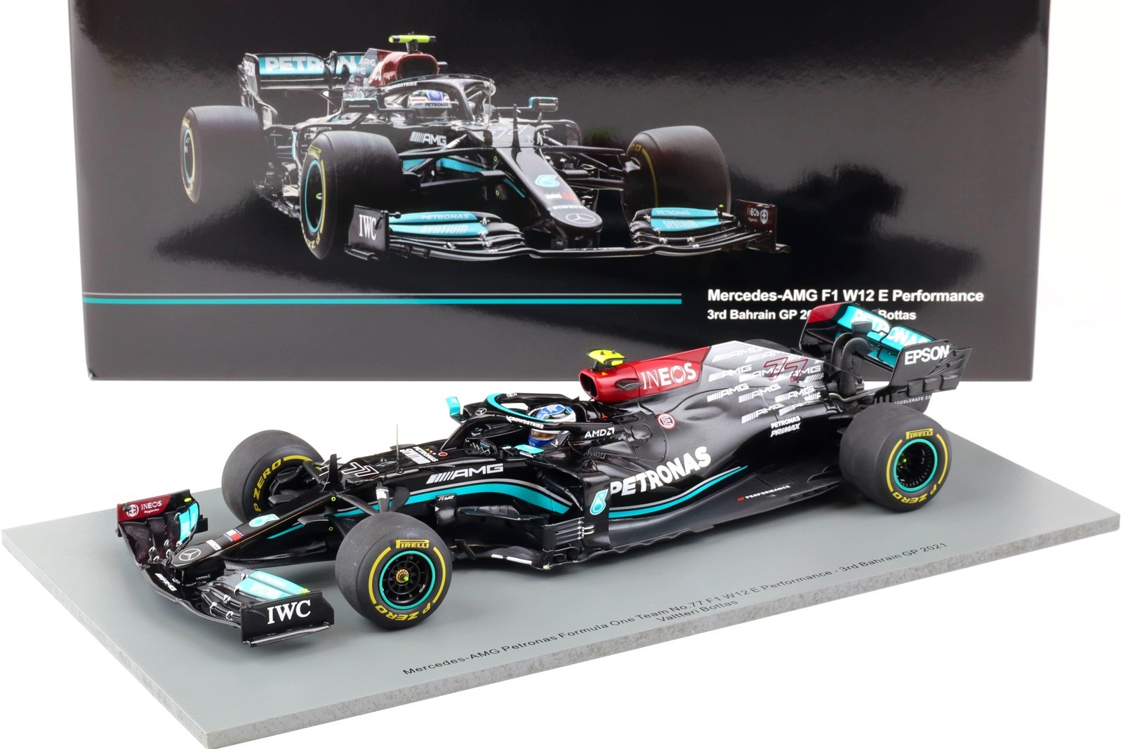 1:18 Spark Mercedes AMG F1 W12 E Performance #77 Bottas 3rd Bahrain GP 2021