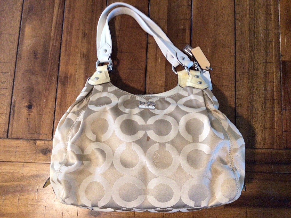 Coach A1073-14305 Shoulder Hobo Bag Purse 3 Compartments Coach A1073-14305 Shoulder Hobo Bag Purse 3 Compartments