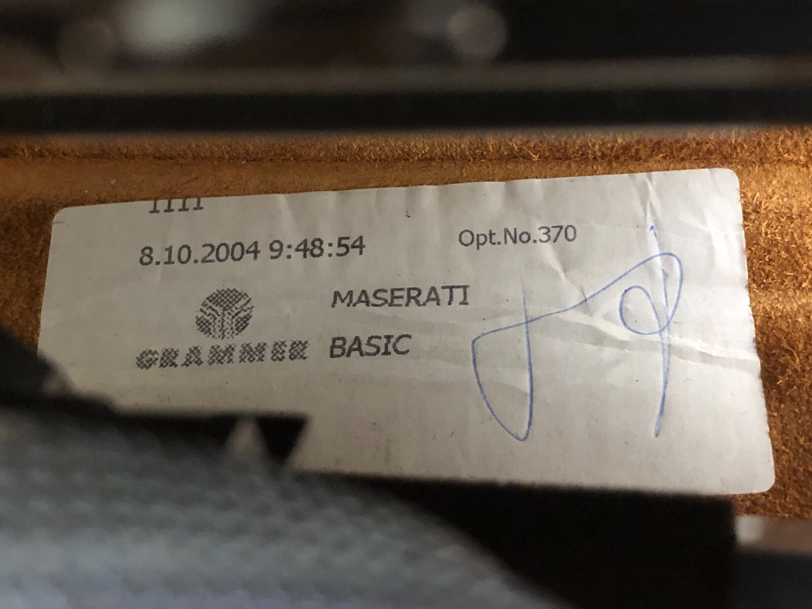 MASERATI QUATTROPORTE M139 REAR SEAT BACK BENCH ARMREST WITH CUPHOLDER 04-08