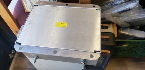 Roxburgh EMC KMF3420VX 3P 330 Amp 690v 50/60HZ - Picture 6 of 7
