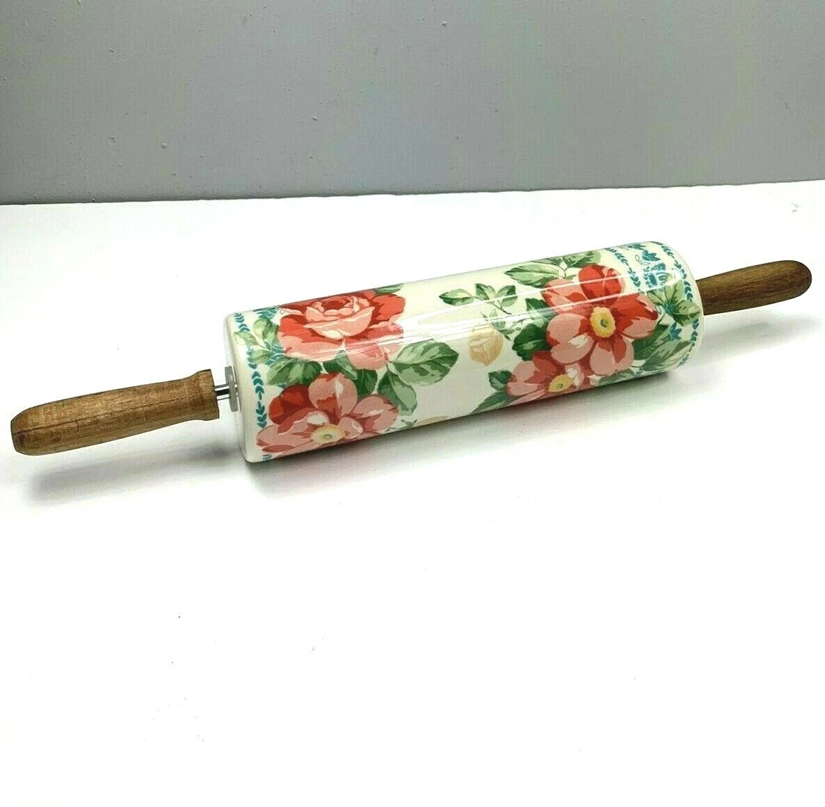 Pioneer woman 2023 rolling pin Kitchen & dining