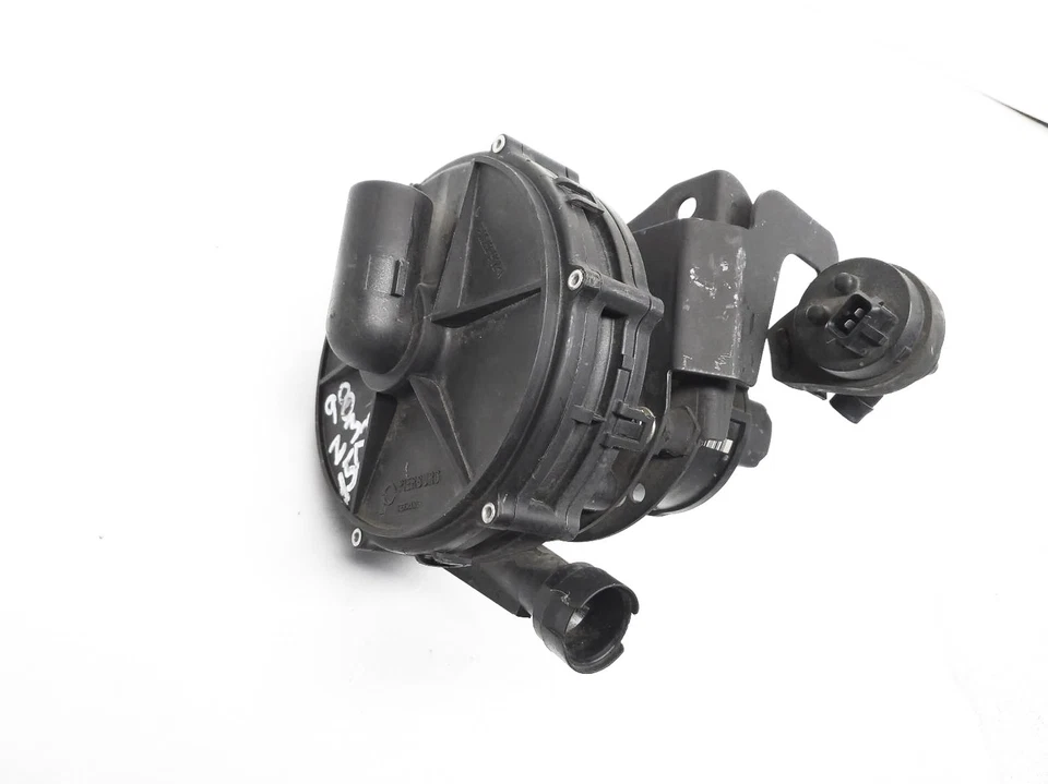 Насос впрыска вторичного воздуха 1996-1998 Bmw Z3 1,9 л 11-72-1-433-818 - Изображение 4 из 4