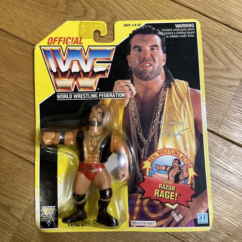 WWF HASBRO RAZOR RAMON MOC MINT ON CARD SERIES 7 S...