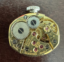 VINTAGE LADIES BULOVA WRISTWATCH MOVEMENT CAL. 5BD NOT RUNNING BAD STAFF