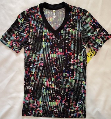 Zumba Wear Get Hype Up V Neck, XS
