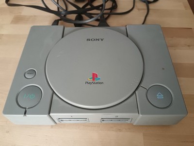 PS 1 Sony Playstation 1 SCPH 7502 guter Zustand