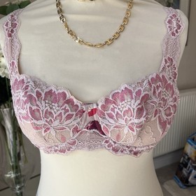34B  Triumph amourette charm Bra Underwired  Lingerie briefs U.K. 10 briefs 