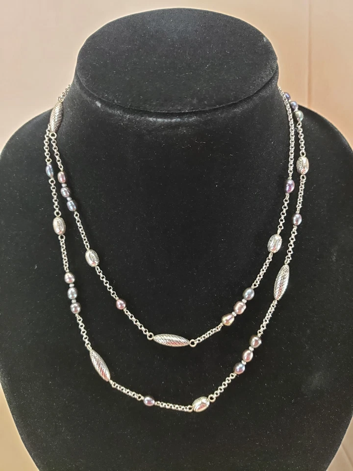 Collar estación Brighton plateado con perlas de imitación 40" de largo Foto 4 de 4