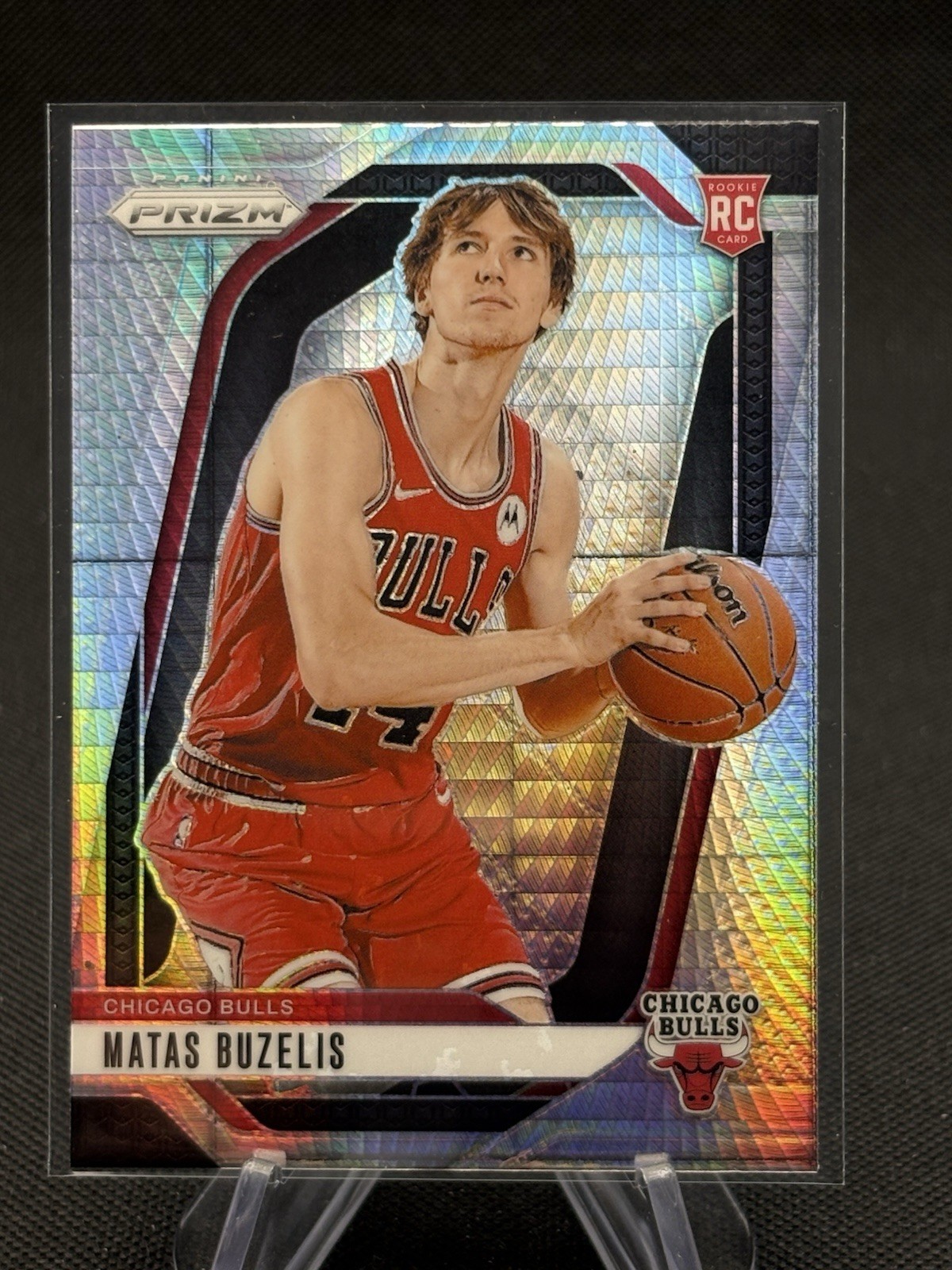 2024-25 Panini Prizm Matas Buzelis RC Hyper Prizm #252 Bulls Rookie