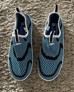 Speedo Blue/White/Black Water Shoes, Junior, Sz. L (4-5)