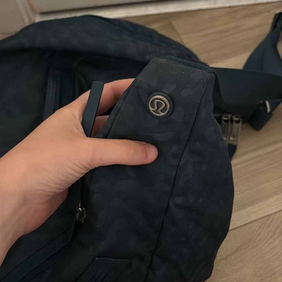 Cartera Bolso Hobo Lululemon Resolución $115 Foto 4 de 4