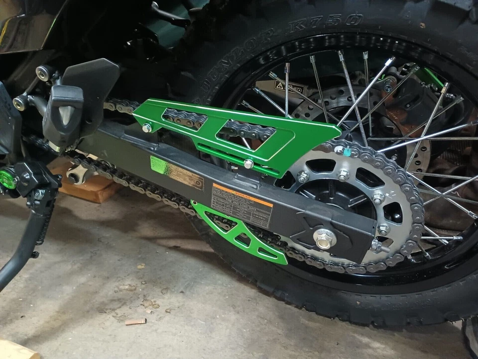 Juego de protector de cadena de plata grabado 3D para KAWASAKI KLX 125 150 140 Foto 2 de 4