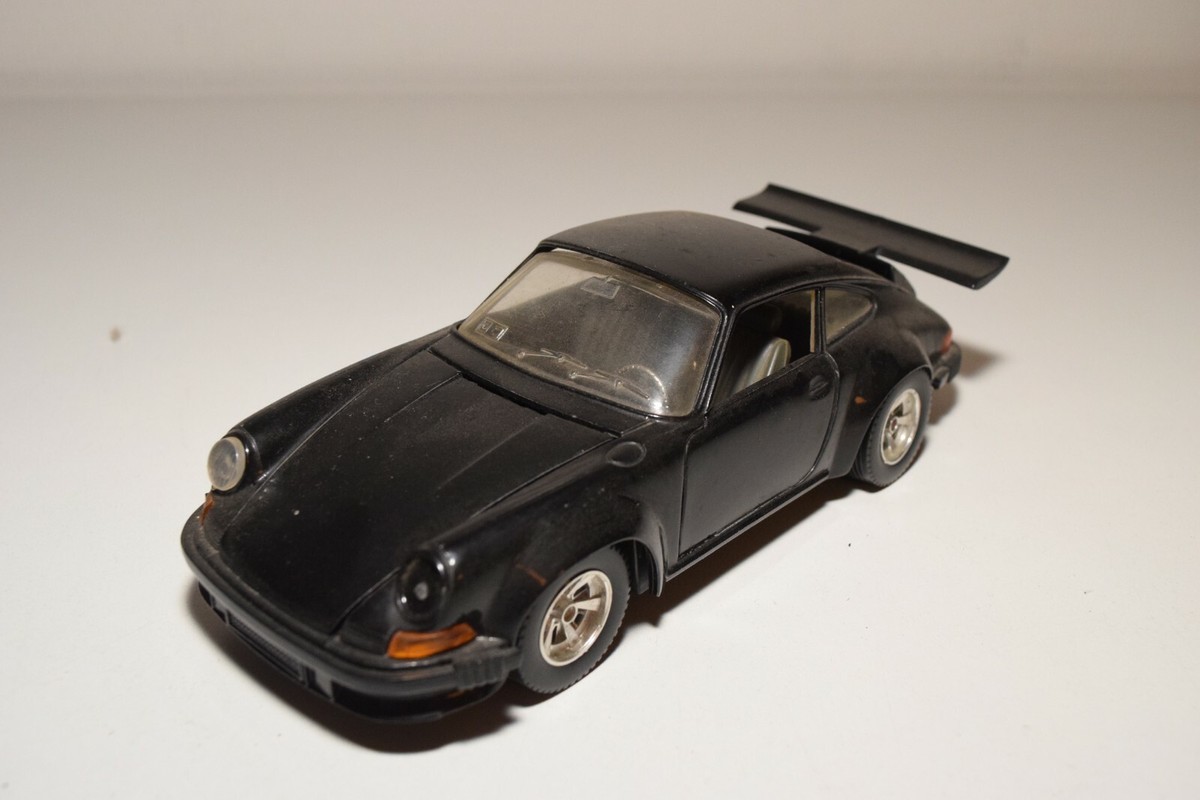 Burago ポルシェ911turbo s-l1200.jpg