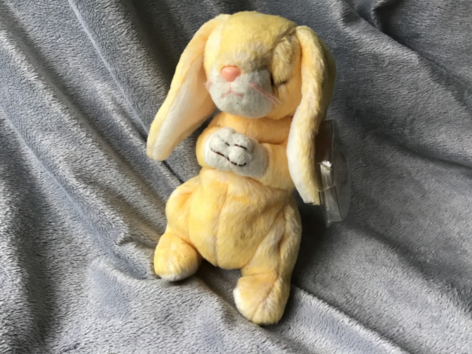 TY BEANIE BABY GRACE - THE PRAYING RABBIT - RETIRED WITH TAGS