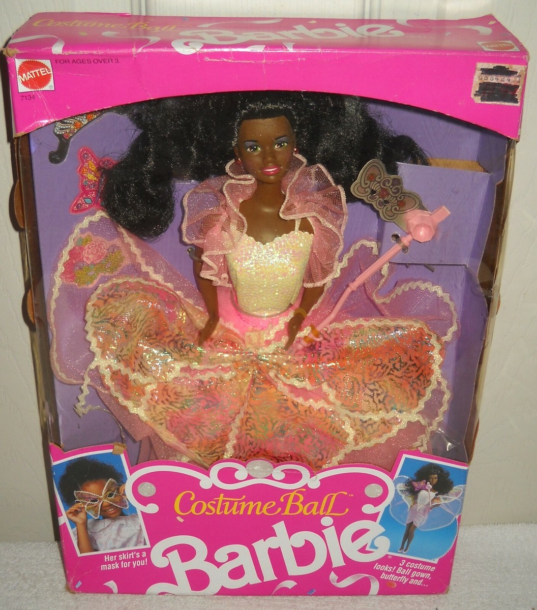 5752 NRFB Vintage Mattel Costume Ball African American Barbie | eBay