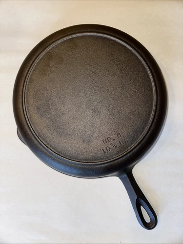 Cast Iron Skillet No. 8 BSR 10 5/8 Inch