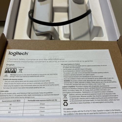 Logitech - Chorus VR Off-Ear Audio integrato per Meta Quest 2 - bianco scatola aperta - Foto 3 di 5