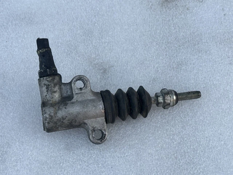 Honda Accord 1979 embrague cilindro esclavo Foto 2 de 4