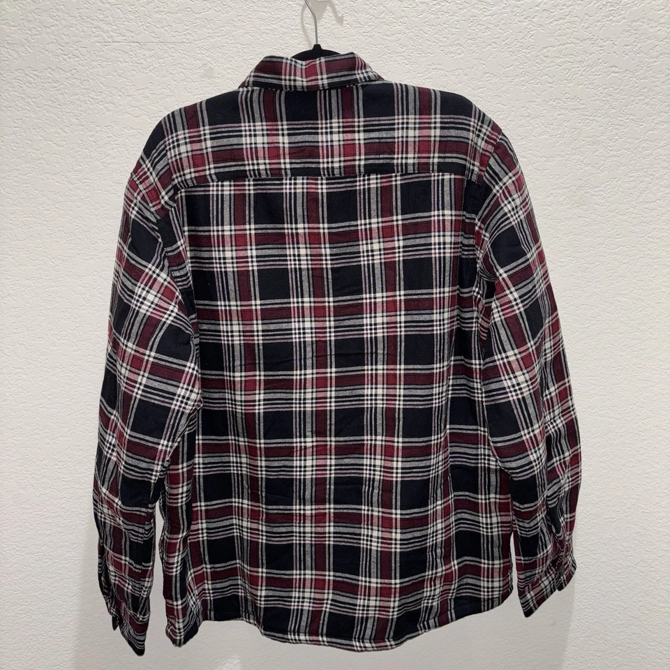 Wrangler Shirt Mens Lg Gray Black Plaid Fleece Flannel Button Front Long Sleeve - Image 2 of 4