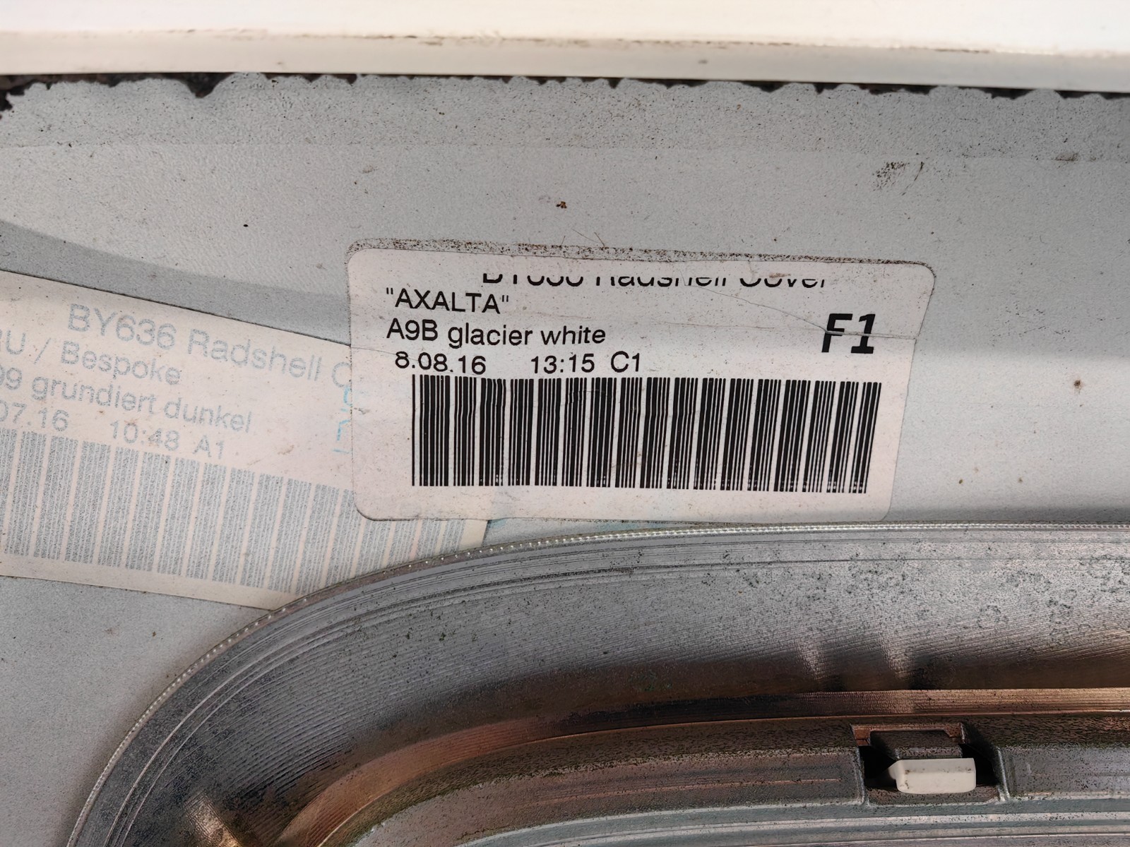 2016 2017 2018 2019 2020 BENTLEY BENTAYGA GRILLE OEM USED