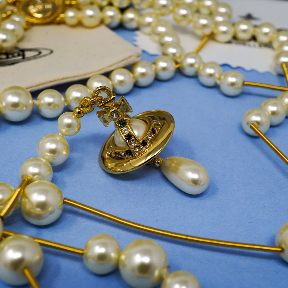 Vivienne Westwood Necklace Gold Tone Bas Relief Broken Pearl Orb Choker Box Set - Image 4 of 4