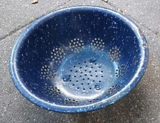 Vintage Blue Enamelware Colander Granite Ware Speckled - 10-1/2" Diameter
