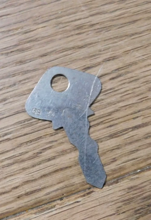 Tres llaves maestras de interruptor de encendido Ford modelo T vintage 57-74 difíciles de encontrar Foto 4 de 4