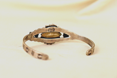 Sterling silver cuff bracelet with polished amethyst stone 925 etched band 6" - Picture 3 of 9