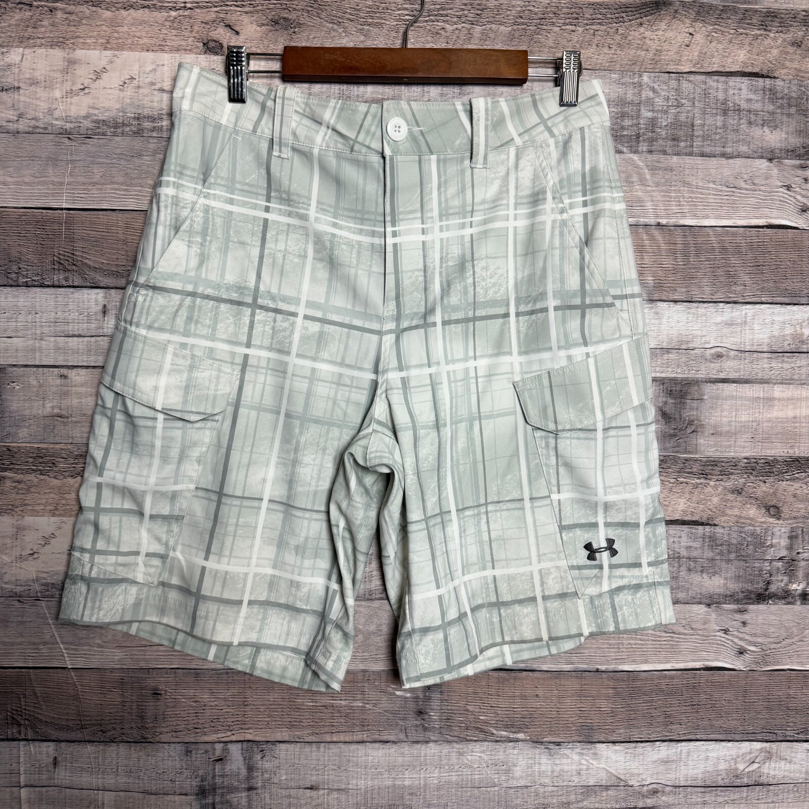 Under Armour Fish Hunter Cargo Shorts Mens 32 Green Plaid Outdoors