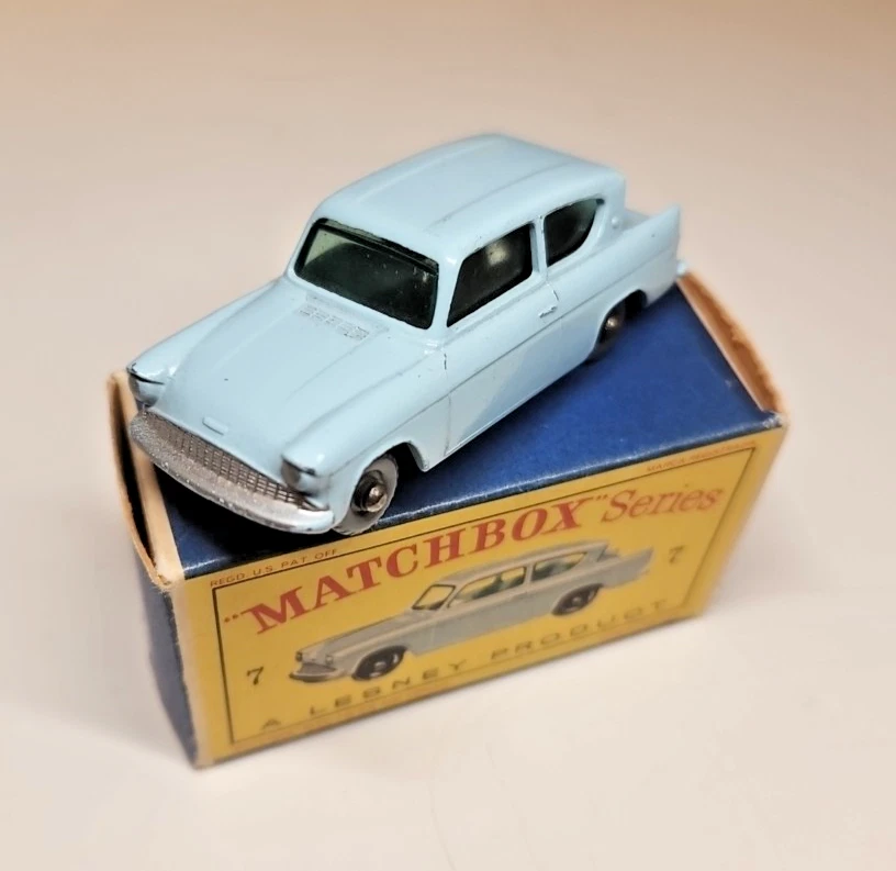 Matchbox Ford Anglia HARRY POTTER RW 1-75 Nr. 7 in mint inkl exzellente Box - Bild 1 von 4