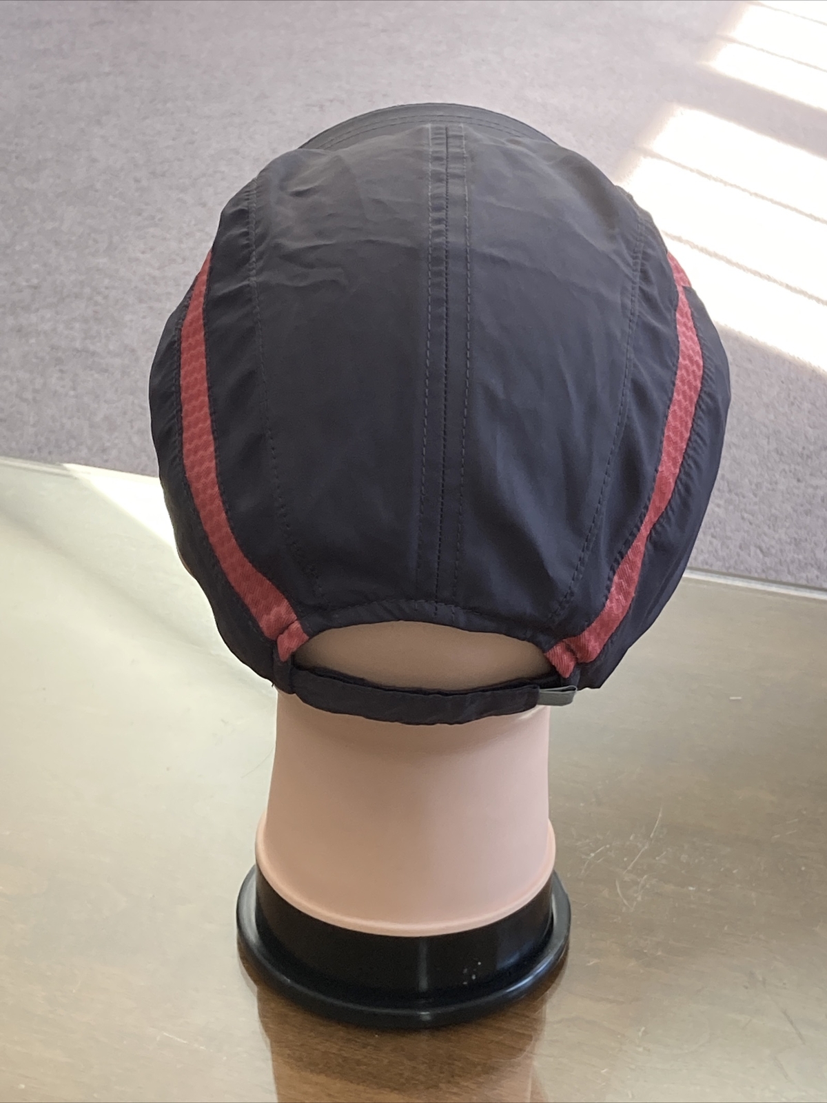 WOMAN’S ACTIVEWARE CAP - image 4