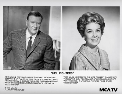 HELLFIGHTERS 8x10 b/w Press Photo/ John Wayne & Vera Miles