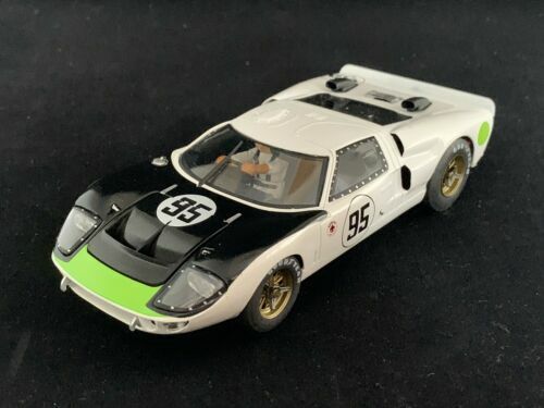 Porsche 908 FLY C41 – Flun. Montlhéry 70 – Blanc Martini – 1/32 (neuf)