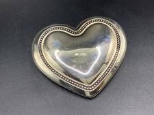 Things Remembered Heart Shaped Metal Paper Weight Silver tone ca3.75 in x3.25 in