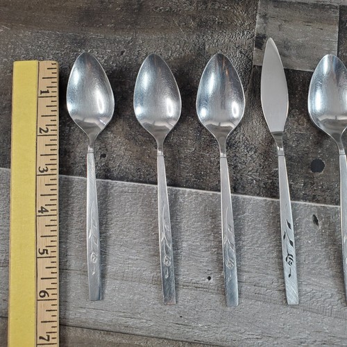 4 ONEIDACRAFT DELUXE Stainless CAPISTRANO Teaspoon + 1 Master Butter Knife Lot - Picture 3 of 5