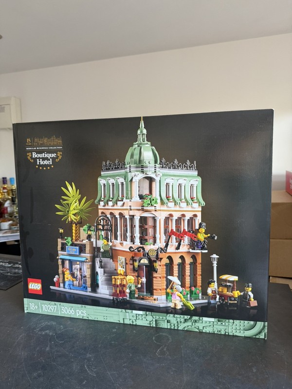 LEGO 10297 Icons Boutique Hotel Modular Building Collection - Brand New & Sealed