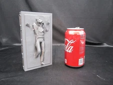 Jar Jar Binks in Carbonite Display Star Wars (Silver Silk) B Grade