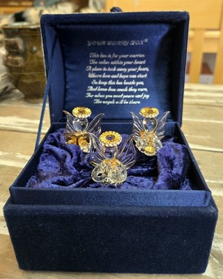 ''Your Worry Box'' 3 Handspun Glass Angels In Navy Velvet Music Box Plays The Rose