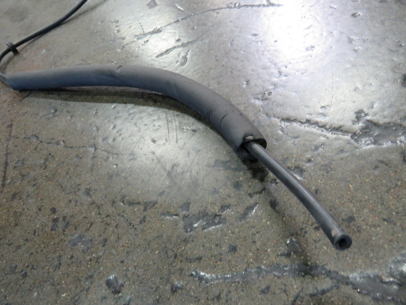 Ferrari 488, Hood Washer Hose, Used 