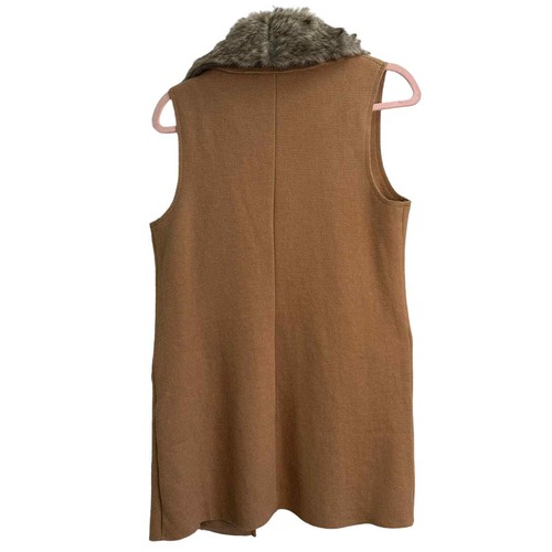 Jolt Juniors Tan Wool Blend Faux Fur Ribbed Vest - Picture 5 of 7