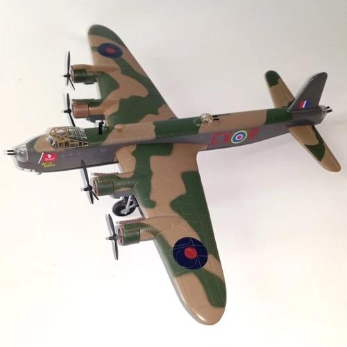 1:144 WWII RAF Short Stirling MK.III Bomber Model Diecast Military Collection UK
