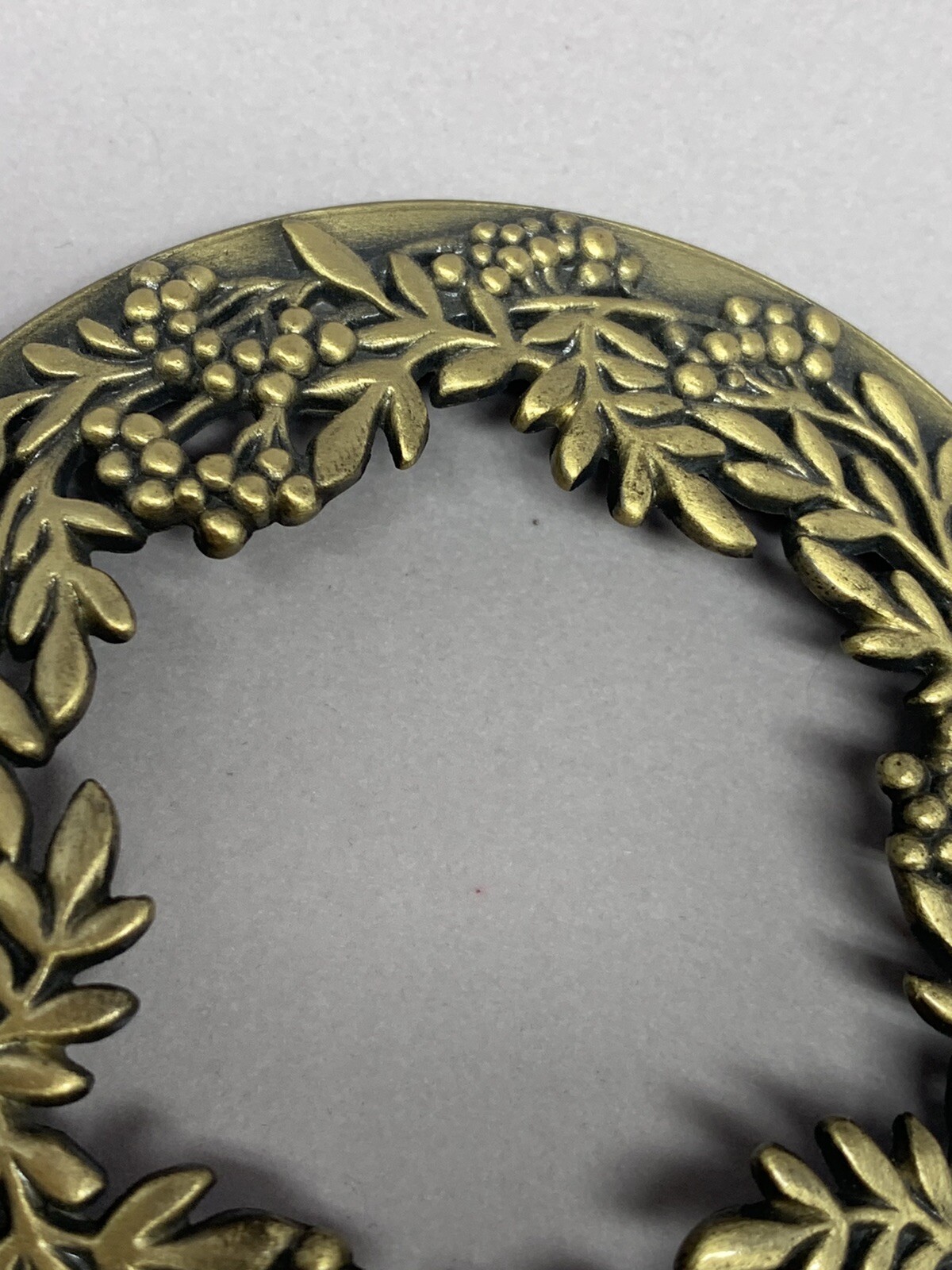 Yankee Candle Topper Holly Berries Gold Holiday Xmas Elegant Gold Fancy