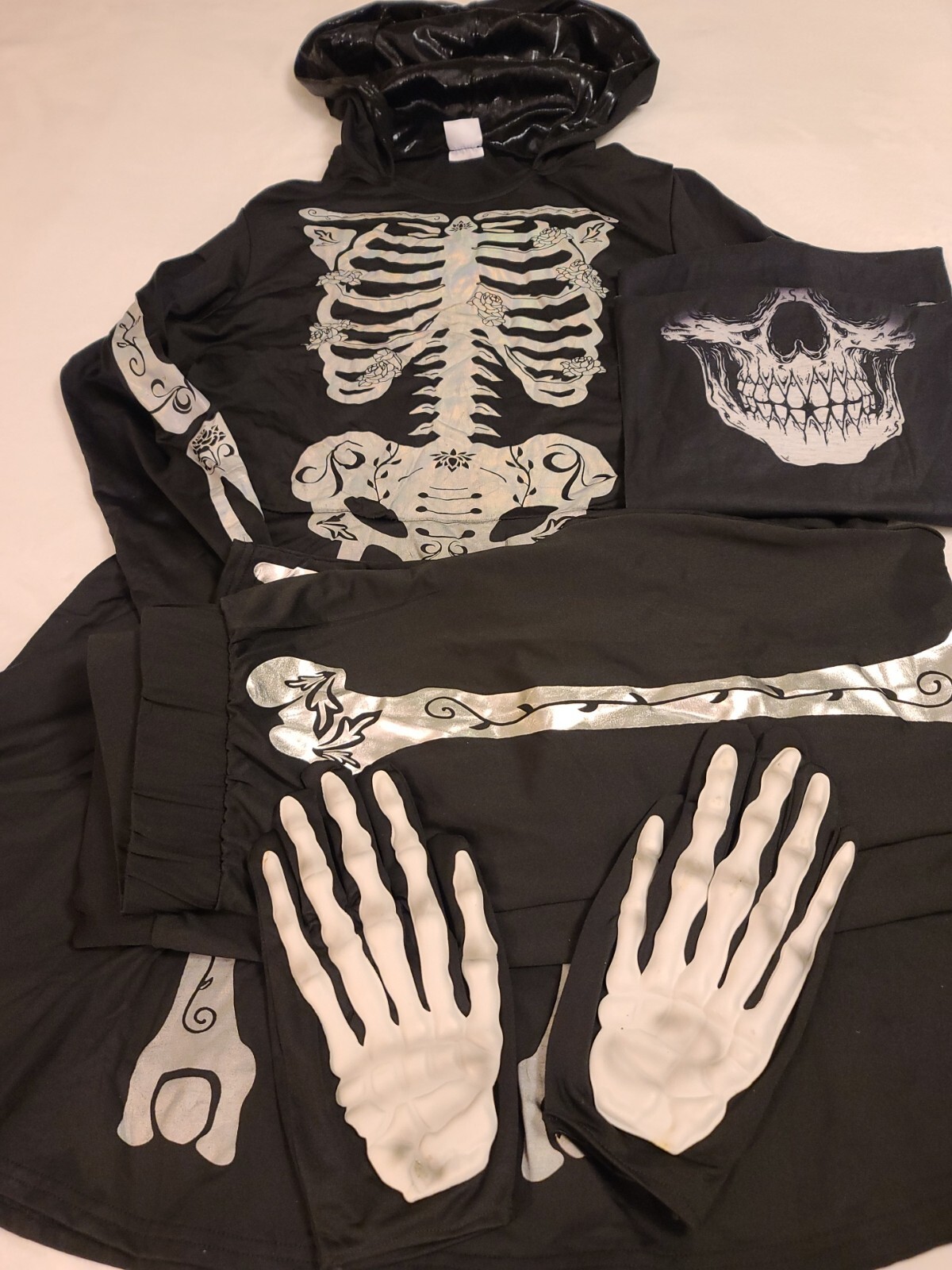 SPIRIT HALLOWEEN Women's "Skeleton" Complete Costume/… Gem