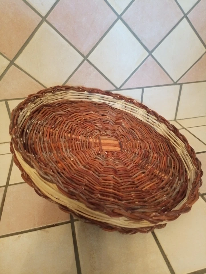 CESTINO VASSOIO in vimini sbucciato | artigianale, fatto a mano | 30 cm - Immagine 2 di 4