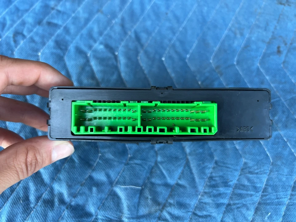 Módulo de unidad de control de alarma de bloqueo Volvo S70 V70 XC 1998-2000 9459266 OEM #3045EM Foto 4 de 4