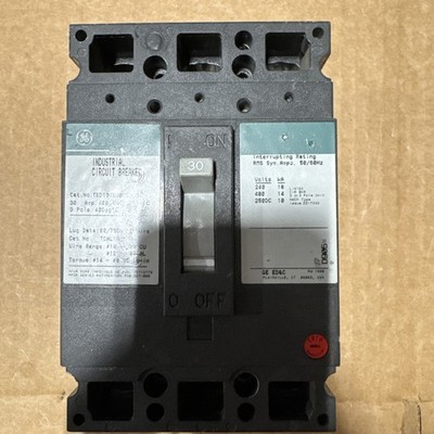 GE TED134030WL Molded Case Industrial Circuit Breaker 30 amp 3 pole General 30A