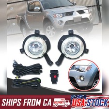 For Mitsubishi Triton Montero Animal L200 2006-09 Fog Lamp Light Spot Light 12v For Mitsubishi Triton Montero Animal L200 2006-09 Fog Lamp Light Spot Light 12v