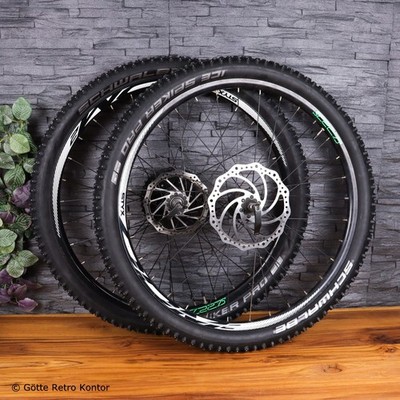   2x Schwalbe Ice Spiker Pro 27.5'' (57-584) mit STYX Laufradsatz 203/160mm