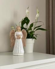 Angel Scentsy Warmer and one randomly selecte...